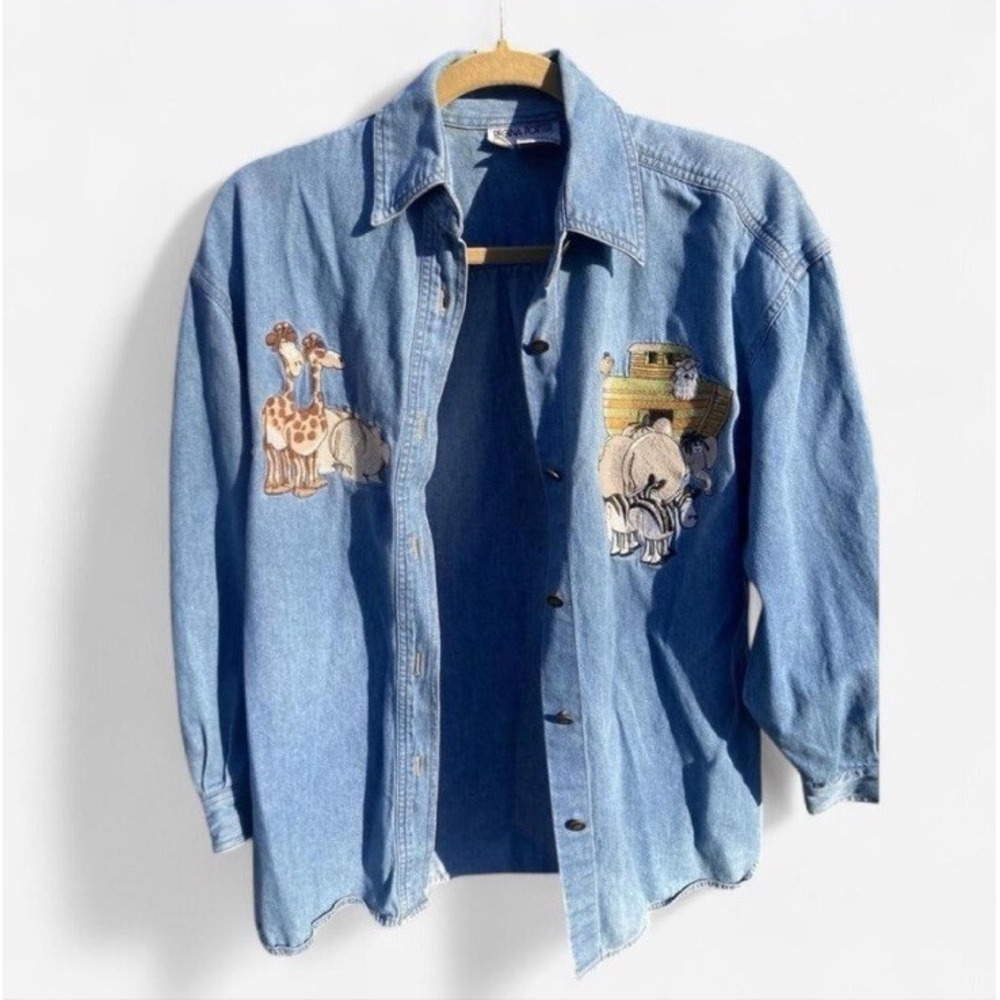 Regina Porter Denim Embroidered Noah's Ark Button Down Women's Shirt Small
